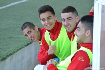 Canteranos en el banquillo del CD Dénia