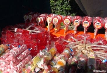 Caramelos en el porrat de Santa Paula