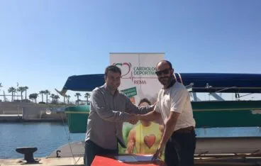 el presidente de la federacion de remo de la comunidad juan bautista romero estuvo junto al fundador de cardiologia deportiva rema