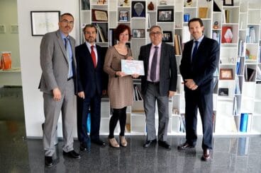 Entrega del distintivo Umivale a Marina Salud