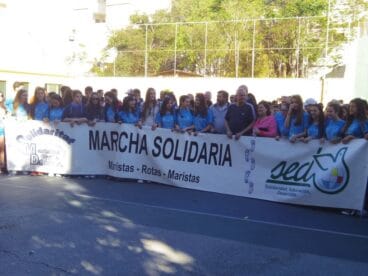 Marcha colegio Maristas 2016