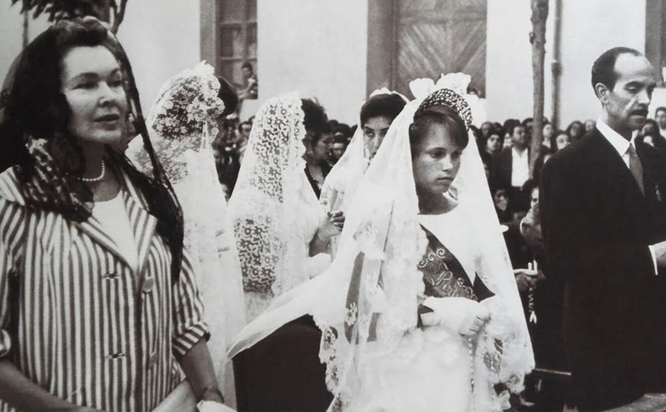 Mia Farrow y sus padres