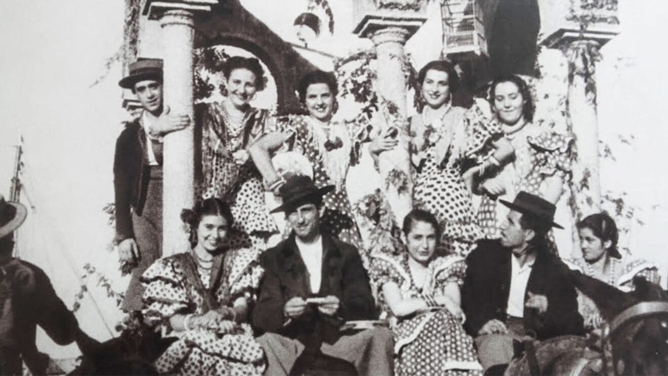 Primera carroza de la falla Centro - año 1949