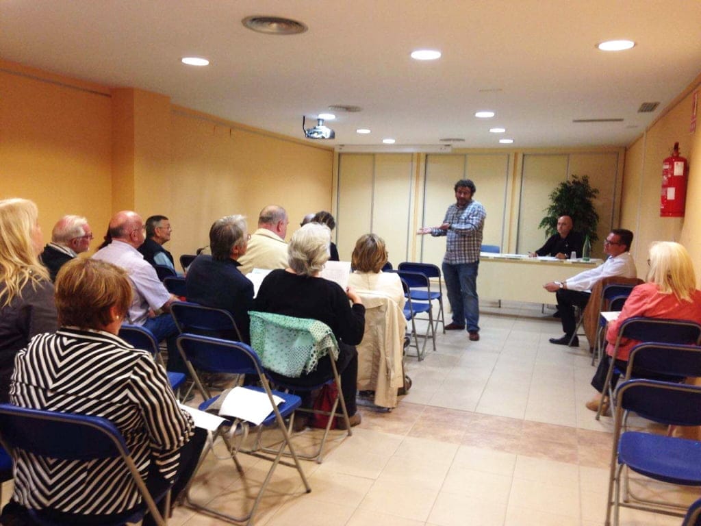 Primera Reunión del Consejo Municipal de Residentes