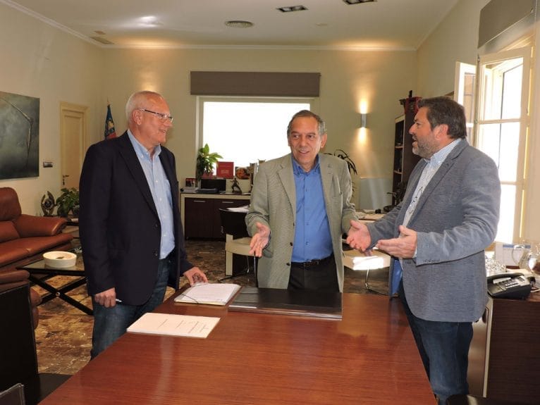 Reunión del Secretario Autonómico de Educación en la alcaldía