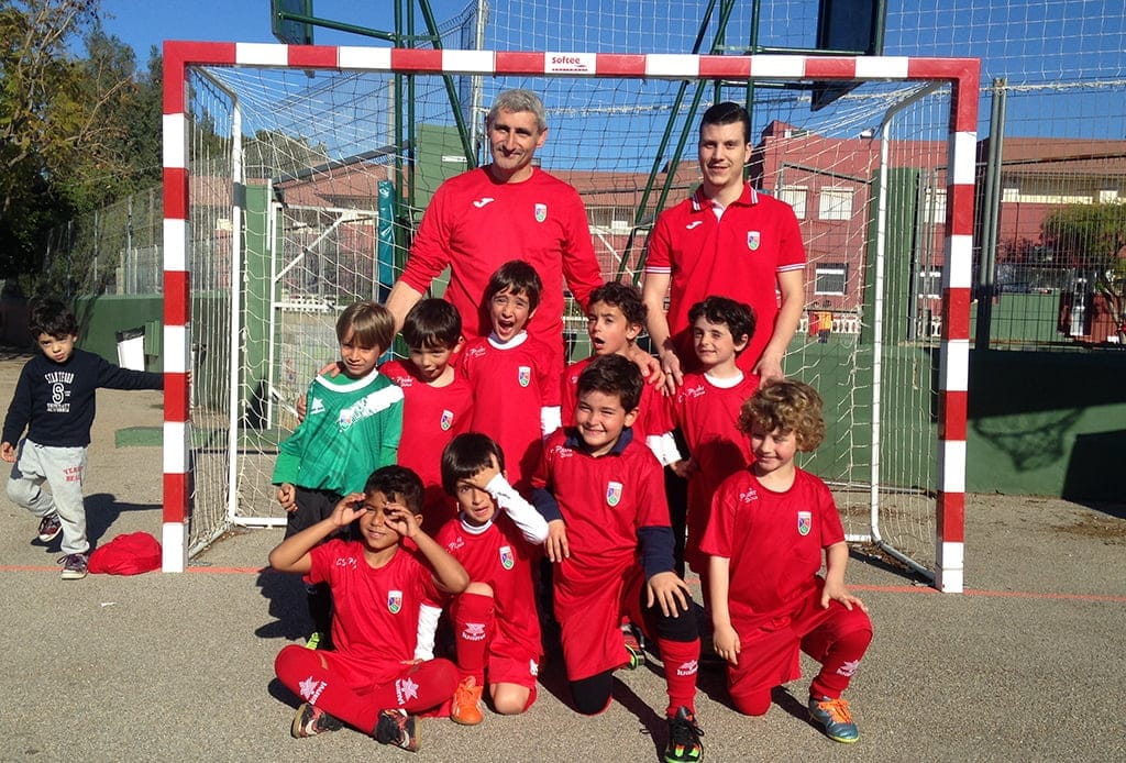 Robert y Jaime con un equipo del Paidos Querubines