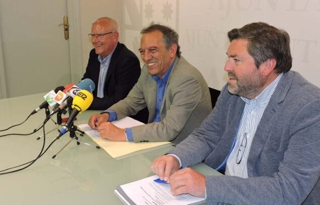 rueda de prensa del secretario autonomico de educacion en denia