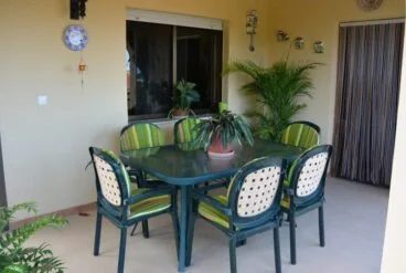 Terraza Chalet en venta Euroholding