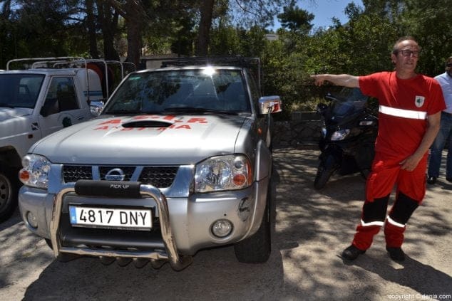 ACIF estrena instalaciones en la celebración de su vigésimo aniversario 5 03 vehiculo donado por el ayuntamiento a acif marina alta
