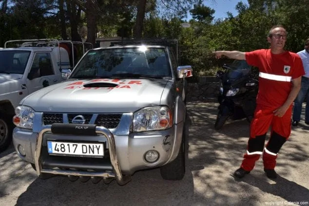 ACIF estrena instalaciones en la celebración de su vigésimo aniversario 5 03 vehiculo donado por el ayuntamiento a acif marina alta
