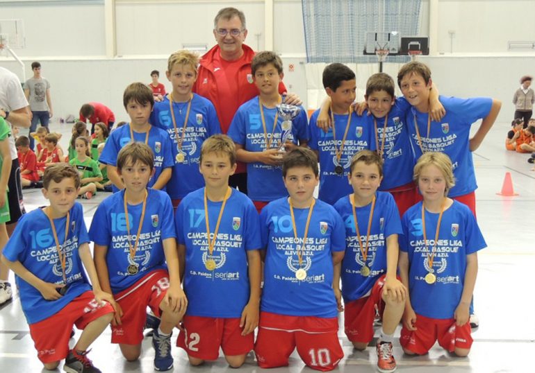 Equipo Paidos Azul campeón Alevín