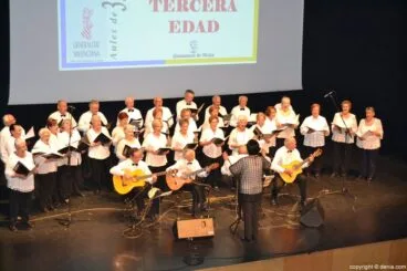 Celebración de los 15 años de las Aulas de la Tercera Edad – Actuación de la Coral del Hogar de Jubilados