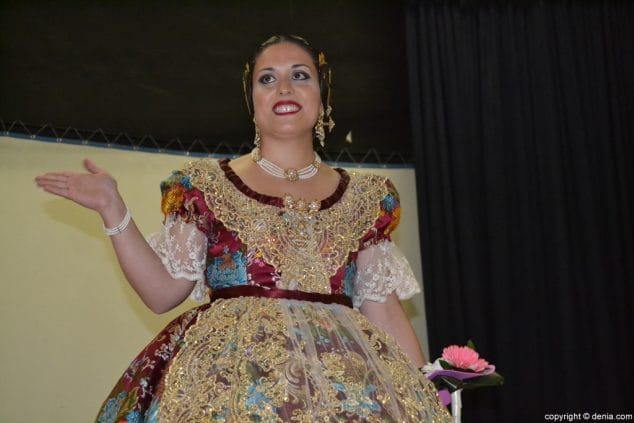 12 ruth negre santacreu