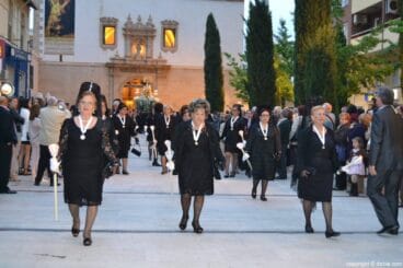 Procesión de la Mare de Déu dels Desemparats – Mayoralesas