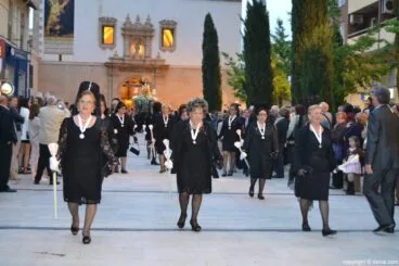 Procesión de la Mare de Déu dels Desemparats – Mayoralesas