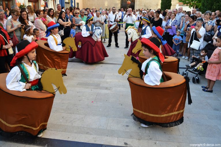 Danses del Corpus Dénia 2016 - Dansa dels cavallets