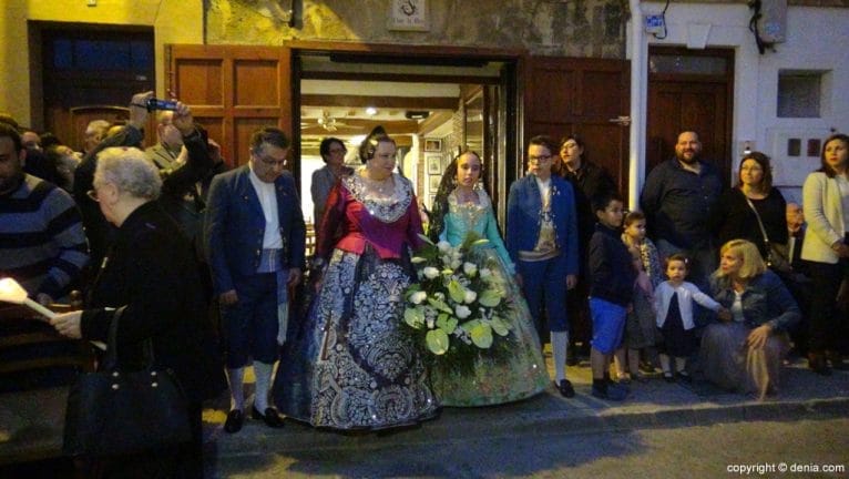 Procesión de la Mare de Déu dels Desemparats - ofrenda Baix la Mar