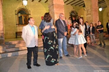 Marina y Alejandra felicitan a Inés y Mar