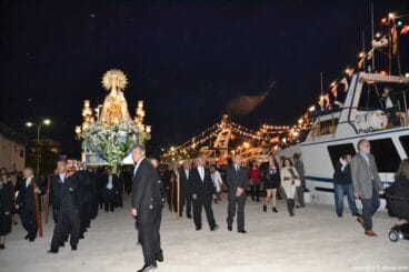 Procesión de la Mare de Déu dels Desemparats – puerto