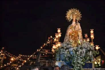 Procesión de la Mare de Déu dels Desemparats – puerto