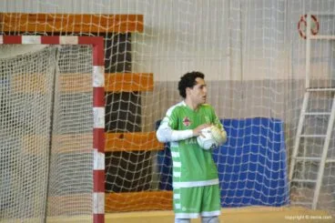 Andoni con el balón en sus manos