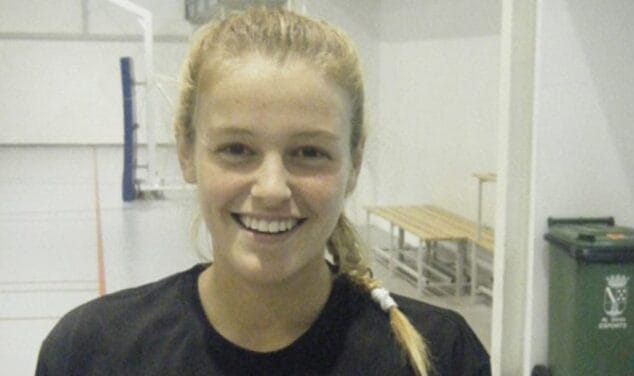 andrea marques en su etapa de jugadora en el denia basquet