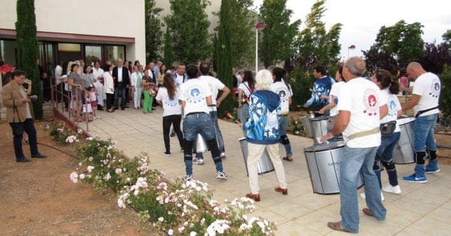 La Gala Amics de la Pedrera celebró la importancia de la participación de voluntarios y asociaciones 10 batucada ondarattack