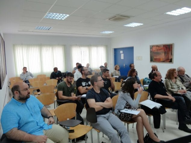 ciclo de charlas en el dia internacional de las aves