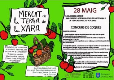 Concurso de cocas en el Mercat de la Terra de La Xara