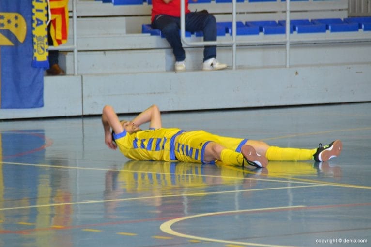 Curro tras marcar el segundo gol
