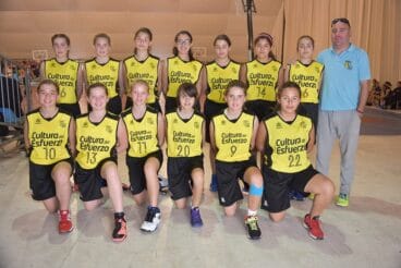 equipo alevin femenino del denia basquet