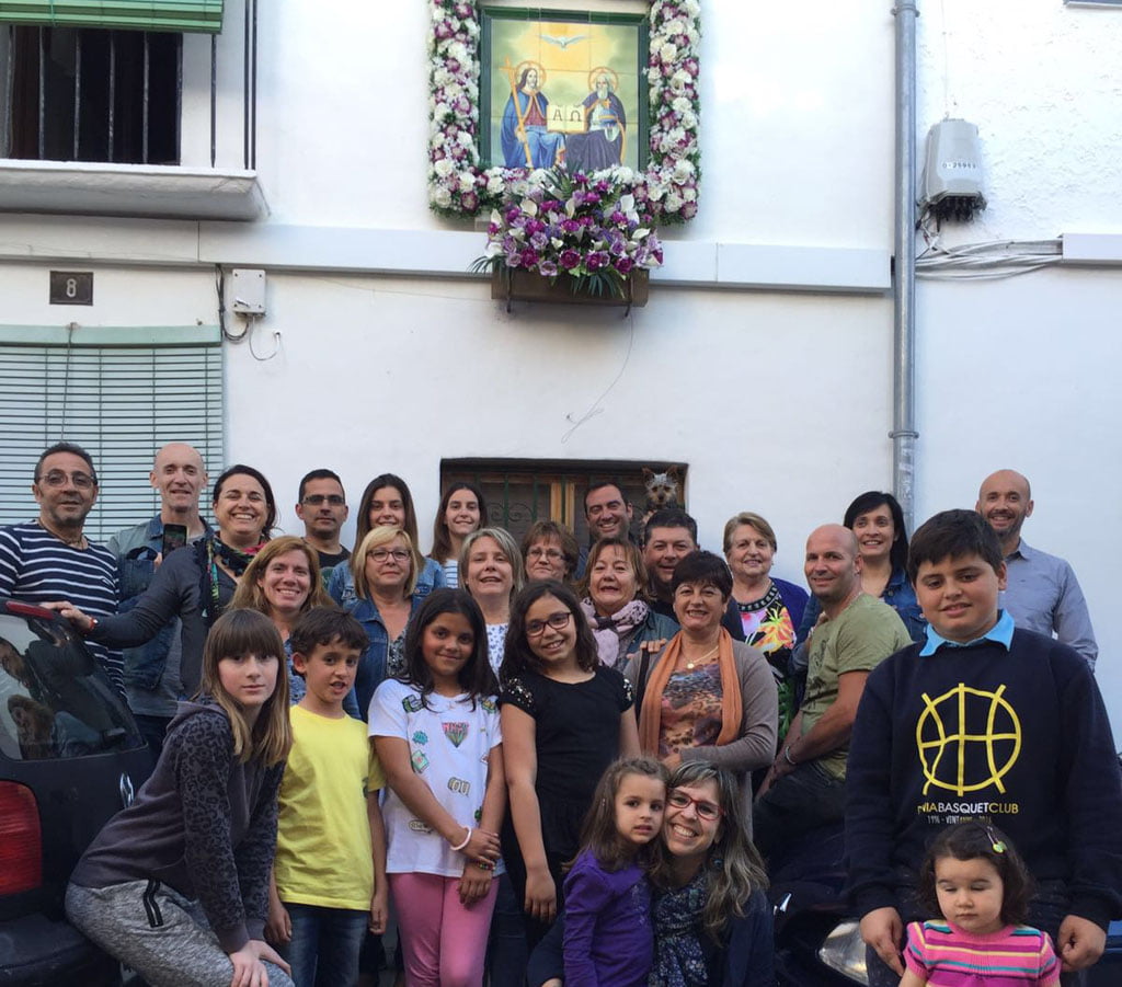 Festeros de la calle Santísima Trinidad de Dénia