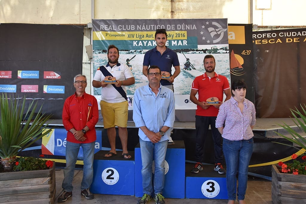 Palistas durante al entrega de trofeos