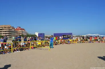 Suelta de tortugas en Dénia – Niños asistentes