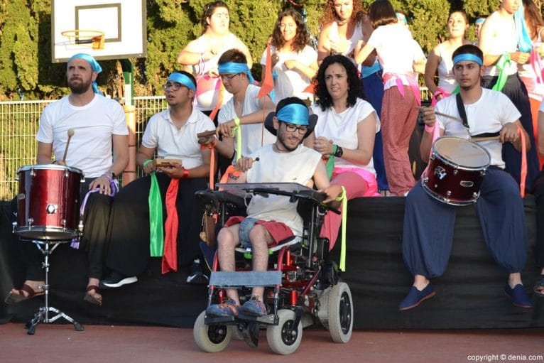 Fin de curso 2016 colegio Raquel Payà - actuación de los alumnos