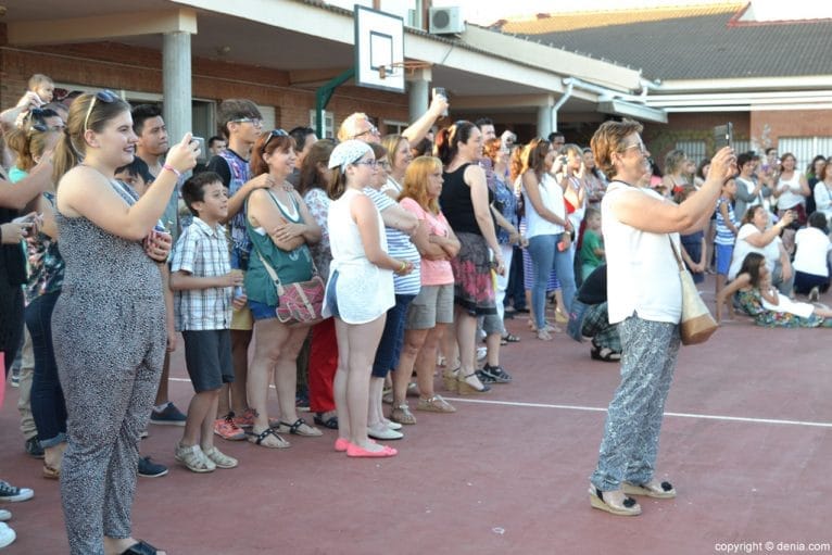 Fin de curso 2016 colegio Raquel Payà - asistentes a la fiesta