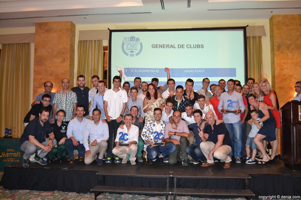 Cena de entrega de trofeos Volta a Peu 2016 – Clasificiación general Clubs