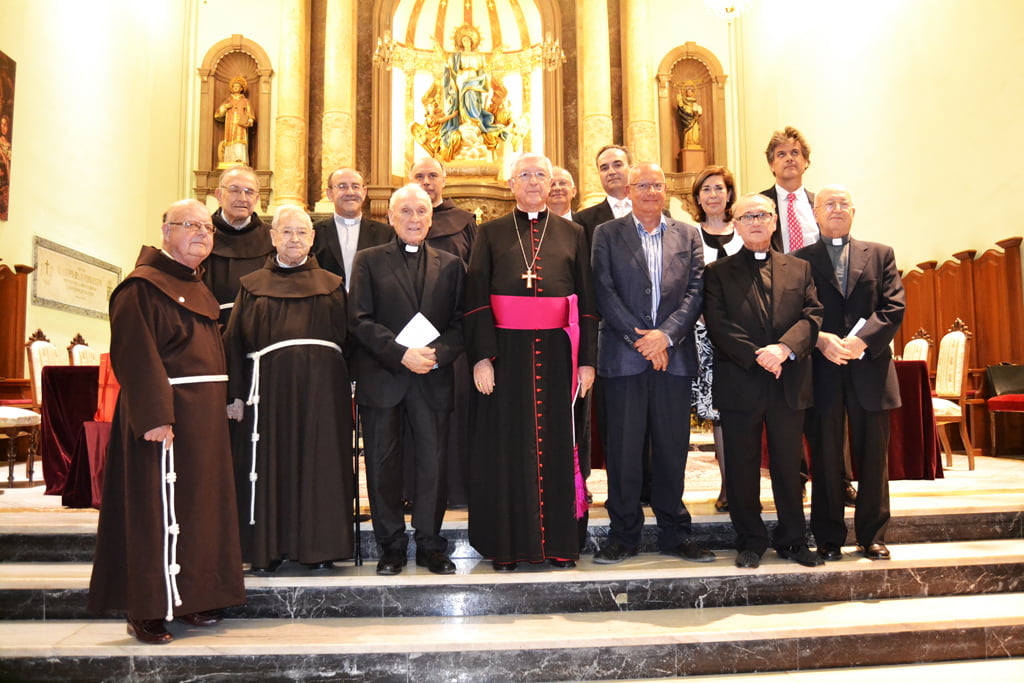 Clausura del proceso diocesano de beatificación del Pare Pere – Foto de grupo