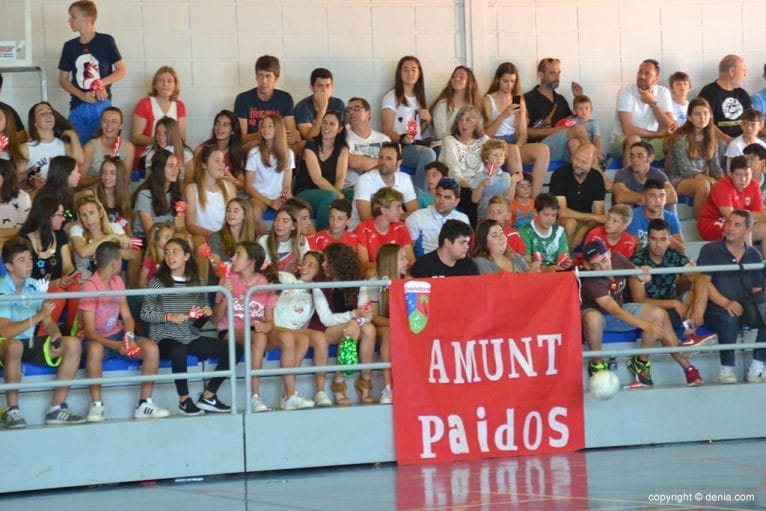 Afición del Paidos Dénia