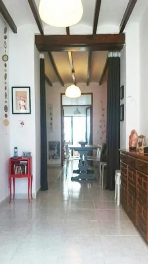 Amplio pasillo de la casa Soluciones Inmobiliarias
