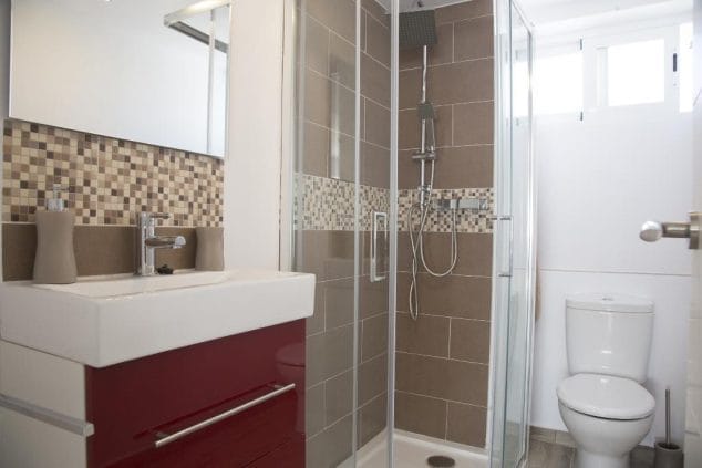 bancc83o estilo moderno quality rent a villa