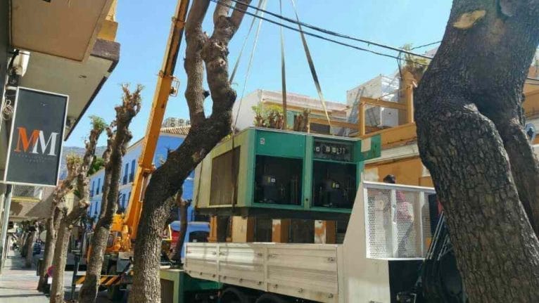 Colocación de aparatos de aire acondicionado en el Mercat