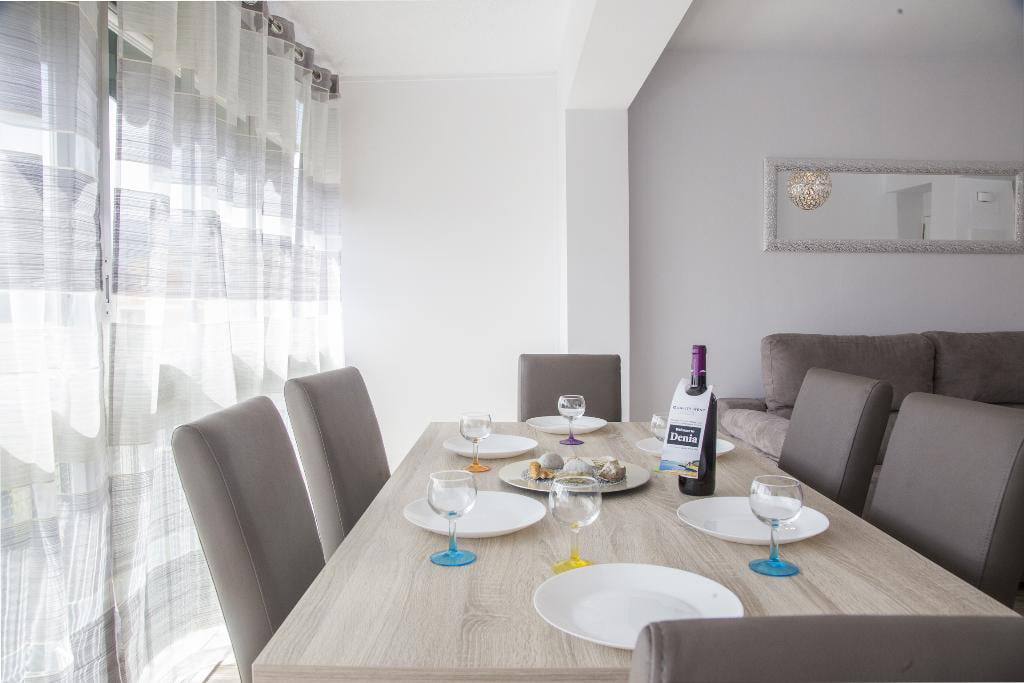Comedor apartamento Quality Rent a Villa
