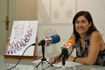eva ronda presenta el programa de fiestas de denia 2016