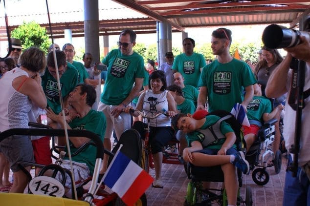 fiesta de bienvenida a los corredores franceses