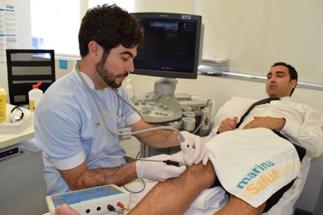 Nuevos tratamientos en el servicio de rehabilitación y fisioterapia del Hospital de Dénia 2 Fisioterapeuta Mariano Martín Macho