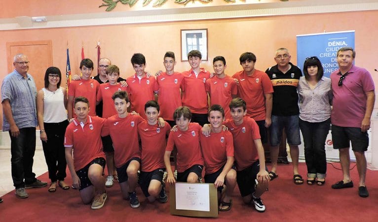 Equipo infantil del Paidos Dénia