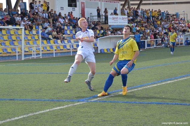 El juvenil del CD Dénia asciende a Liga Nacional Juvenil 21 marcaje cercano