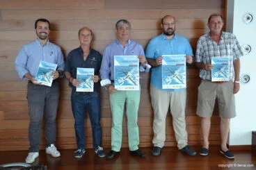 participantes en la presentacion del concurso de pesca de denia