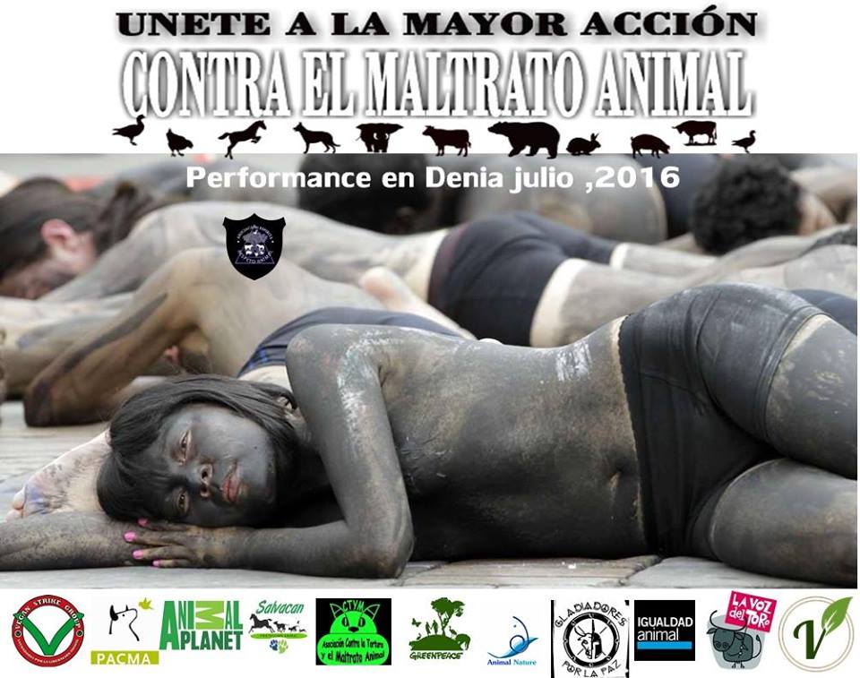 Performance contra els Bous a la Mar en Dénia